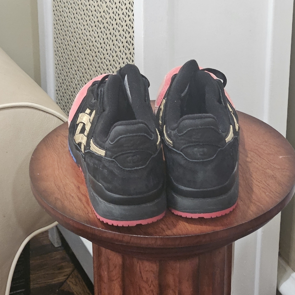 Asics - Picture 4 of 5